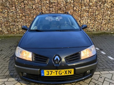 Renault Mégane Grand Tour - 1.5 dCi Authentique - 1