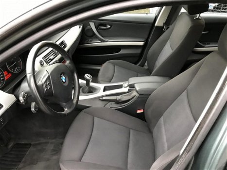 BMW 3-serie Touring - 318d Corporate Lease Executive CLIMA CONTROL -LICHTMETAAL VELGEN-ELECTRISCHE R - 1
