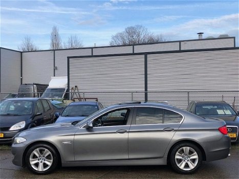 BMW 5-serie - 523i(6Cyl.)High EXE Aut8/ECC/LMV/Navi/Schuifdak/Xenon/Car-Pass(NAP) - 1