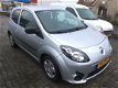 Renault Twingo - 1.2 16 v exclusive AIRCO+ELEKTRISCH PAKKET - 1 - Thumbnail