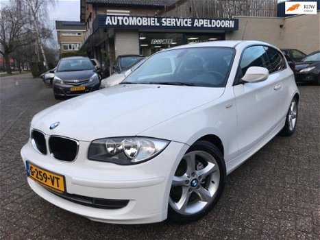 BMW 1-serie - 116i *PDC*SPORT ONDERSTEL*AIRCO*MULTI.F STUUR*CRUISR CONTROL*ELEKTR. RAMEN*BOEKJES - 1