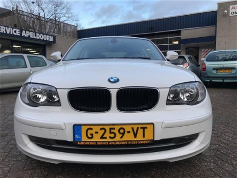 BMW 1-serie - 116i *PDC*SPORT ONDERSTEL*AIRCO*MULTI.F STUUR*CRUISR CONTROL*ELEKTR. RAMEN*BOEKJES - 1