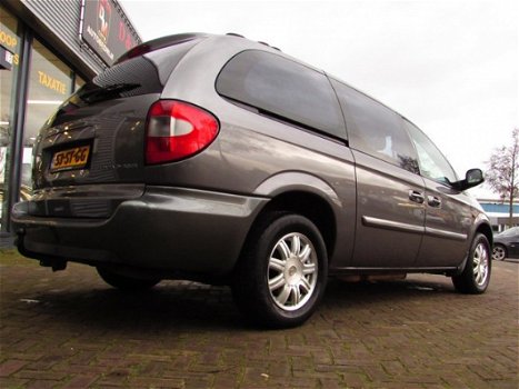 Chrysler Grand Voyager - 3.3i V6 SE Luxe Stow & Go 7Pers Navi Aut - 1