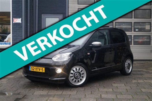 Volkswagen Up! - 1.0 high up BlueMotion / Airco / Pano / PDC / Cruise / N.A.P - 1