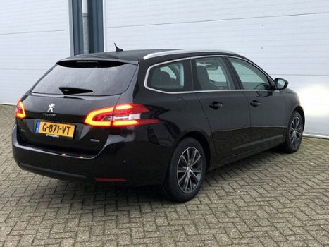 Peugeot 308 SW - 1.2 Automaat 130pk Allure RIJKLAAR automatische airco, full map navigatie, panorama - 1