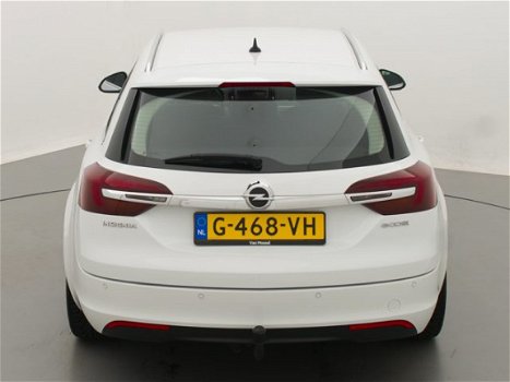 Opel Insignia Sports Tourer - 1.6 CDTI 136PK (NAVI/TREKHAAK/PDC) - 1