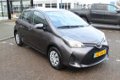 Toyota Yaris - 1.3 VVT-i Now | Rijklaar | Trekhaak | Airco | NAP - 1 - Thumbnail