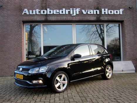 Volkswagen Polo - 1.2 TSI Highline / dsg automaat / navigatie / cruise control / climate control / m - 1