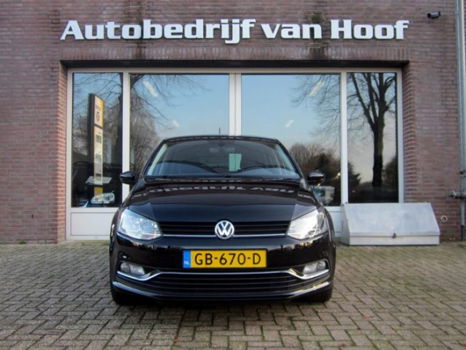 Volkswagen Polo - 1.2 TSI Highline / dsg automaat / navigatie / cruise control / climate control / m - 1