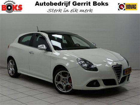 Alfa Romeo Giulietta - 1.4 T Distinctive Leder Panoramadak Clima Cruise 18`LM 170PK - 1