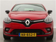 Renault Clio - 0.9 TCe Limited + Navigatie / Fabrieksgarantie en onderhoudscontract tot 2022
