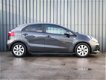 Kia Rio - 1.2 CVVT, 5 Drs, DynamicLine, Navi, 1 Ste Eigenaar, Dealer Onderh., NL-Auto - 1 - Thumbnail