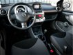 Toyota Aygo - 1.0-12V, 5 Drs. Comfort Navigator, 100 % Dealer Onderh., Airco, NL-Auto - 1 - Thumbnail