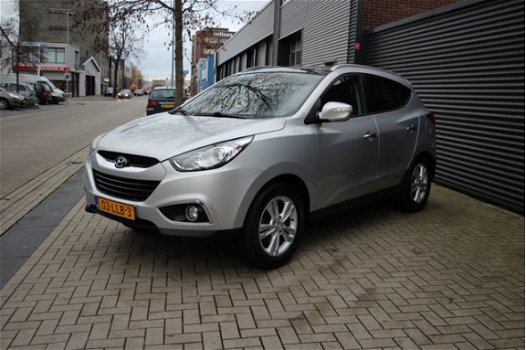 Hyundai ix35 - 2.0i Style PANORAMA_HALF-LEDER_NAVI - 1