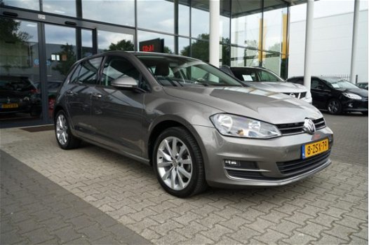 Volkswagen Golf - 1.6 TDI Highline BlueMotion | NAVI | CAMERA | SPORT | PDC | CRUISE | 1.EIG | - 1