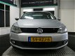 Volkswagen Jetta - 1.6 TDI BLUEMOTION-AIRCO-CRUISE-MOOIE AUTO - 1 - Thumbnail