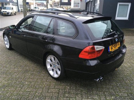 BMW 3-serie Touring - 330d Dynamic Executive / UNIEK VOL / PANO / NAVI / LEDER / ACTIVE CRUISE / STA - 1