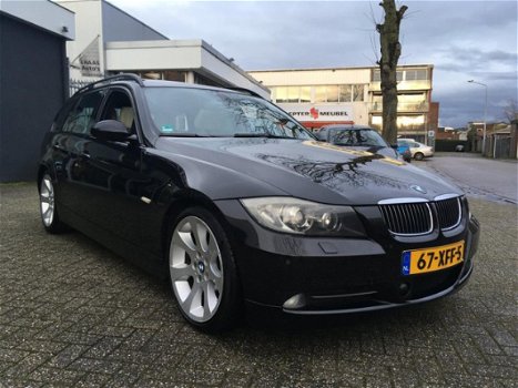 BMW 3-serie Touring - 330d Dynamic Executive / UNIEK VOL / PANO / NAVI / LEDER / ACTIVE CRUISE / STA - 1