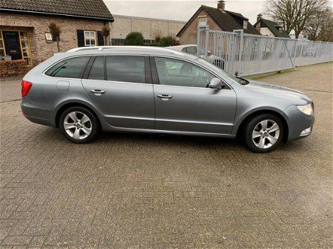 Skoda Superb Combi - 1.6 TDI Greenline Ambition Business Line - 1