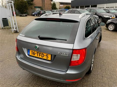 Skoda Superb Combi - 1.6 TDI Greenline Ambition Business Line - 1