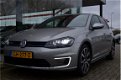 Volkswagen Golf - 1.4 TSI GTE E6, Ex Btw, NL Auto, 18 Inch, Do.Glas, Full Led, 2x Pdc, Wegklapbare t - 1 - Thumbnail