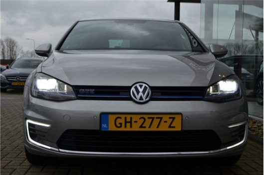 Volkswagen Golf - 1.4 TSI GTE E6, Ex Btw, NL Auto, 18 Inch, Do.Glas, Full Led, 2x Pdc, Wegklapbare t - 1