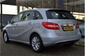 Mercedes-Benz B-klasse - 180 Ambition, NL Auto, Xenon Led, Navigatie, 2x Pdc, Airco, Cruise, Hoge zi - 1 - Thumbnail