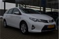 Toyota Auris Touring Sports - 1.8 Hybrid Aspiration, NL Auto, Navi, Cruise, Dealeronderhouden, Camer - 1 - Thumbnail
