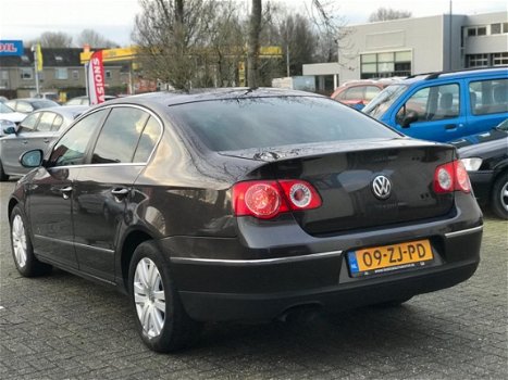 Volkswagen Passat - 1.8 TFSI Highline Business bj: 2008 Automaat Alcantara Navi Climate Control N.a. - 1