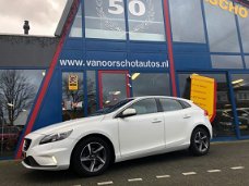 Volvo V40 - 2.0 D2 120pk R-Design Navi Xenon Led Airco(ECC)