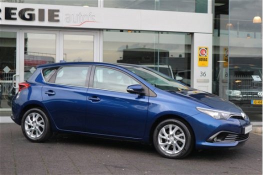 Toyota Auris - 1.2T Dynamic Navi Camera - 1