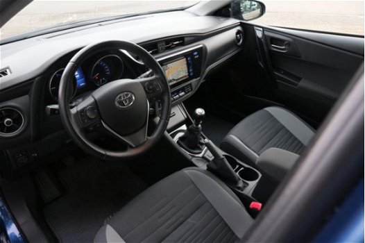 Toyota Auris - 1.2T Dynamic Navi Camera - 1