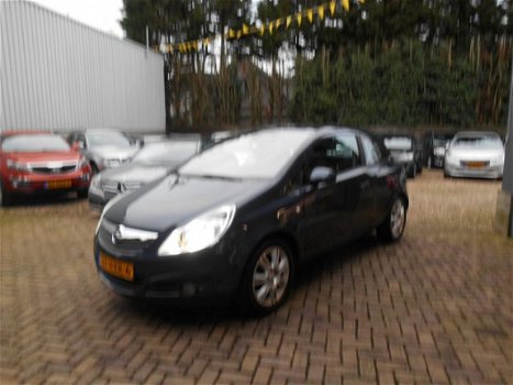 Opel Corsa - 1.2-16V Cosmo - 1