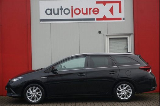 Toyota Auris Touring Sports - 1.8 Hybrid Lease | Camera | Trekhaak | Nieuw Model | - 1