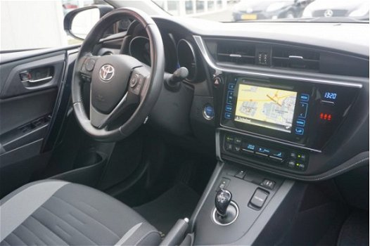 Toyota Auris Touring Sports - 1.8 Hybrid Lease | Camera | Trekhaak | Nieuw Model | - 1