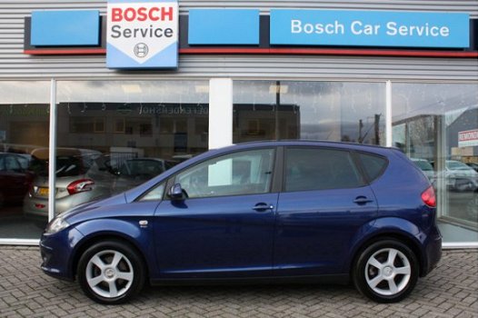 Seat Altea - 2.0 FSI Stylance 6-Bak/Clima/Cruise/Trekhaak/173d.km - 1