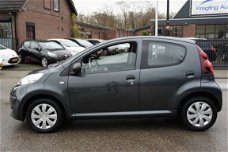 Peugeot 107 - 1.0 Access Accent 1Eeig airco perfecte staat