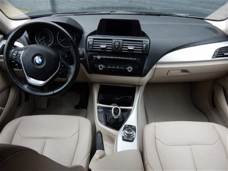 BMW 1-serie - 116i Upgrade Edition CRUISE NAVI CLIMA LEER BLUETOOTH - 1