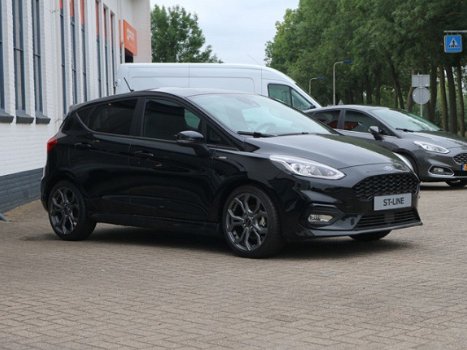 Ford Fiesta - 1.0 EcoBoost ST-Line met €3.895, - Crum korting - 1