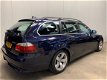 BMW 5-serie Touring - 523i Executive NAVI-ECC-LMV-PDC-TREKHAAK-6CIL End Of Year Sale - 1 - Thumbnail