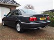 BMW 5-serie - 523i Executive | Nieuwe APK | Young Timer| Automaat | Navi | Zeer netjes | - 1 - Thumbnail