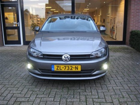 Volkswagen Polo - 1.0 75PK COMFORTLINE - 1