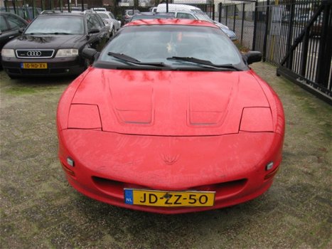 Pontiac Firebird - 3.4 SE 103717 km - 1