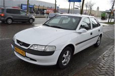 Opel Vectra - 1.6i-16V GL bj96 automaat