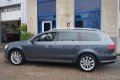 Volkswagen Passat Variant - 1.4 TSI Highline BlueMotion - 1 - Thumbnail