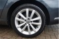 Volkswagen Passat Variant - 1.4 TSI Highline BlueMotion - 1 - Thumbnail