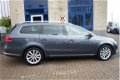 Volkswagen Passat Variant - 1.4 TSI Highline BlueMotion - 1 - Thumbnail