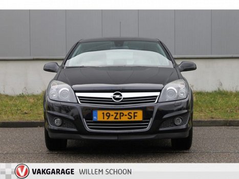 Opel Astra - 1.8 Cosmo I Leder I Airco I 5drs - 1