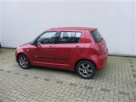 Suzuki Swift - 1.3 GLS '05, 128000 KM, 5-DRS, AIRCO, IN KEURIGE STAAT - 1