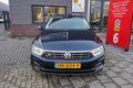 Volkswagen Passat Variant - 1.6 TDI Business Edition R Navigatie / Cruise / Airco - 1 - Thumbnail